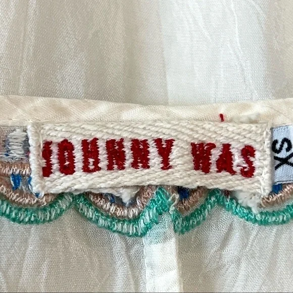 Johnny Was White Embroidered Floral Boho Peasant Top - Picture 10 of 10